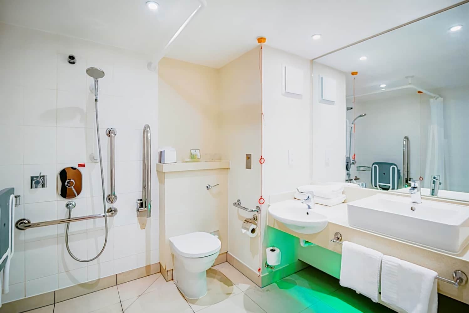 voco Winchester Hotel & Spa, an IHG Hotel