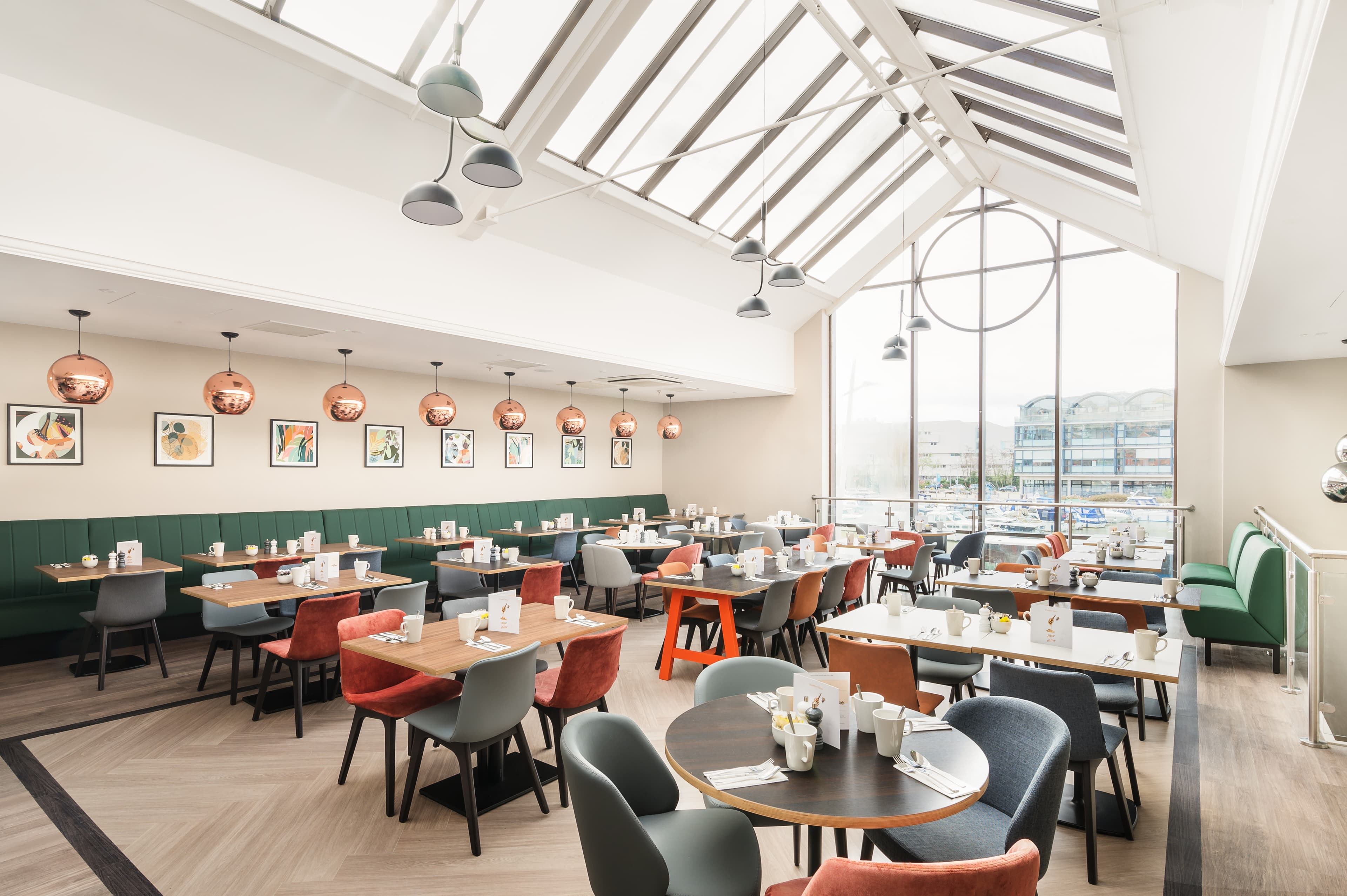 Holiday Inn Lincoln, an IHG Hotel