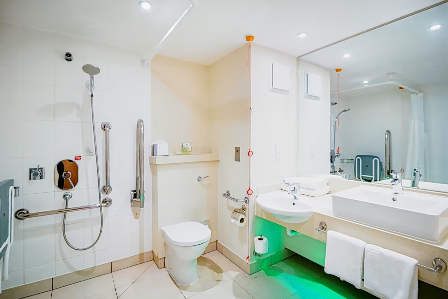 voco Winchester Hotel & Spa, an IHG Hotel