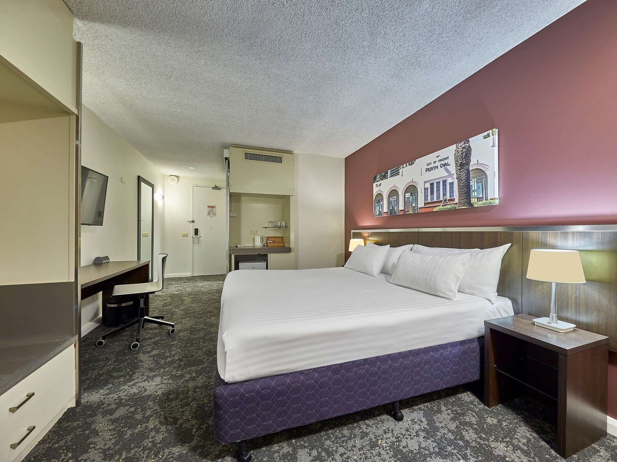 Mercure Perth On Hay