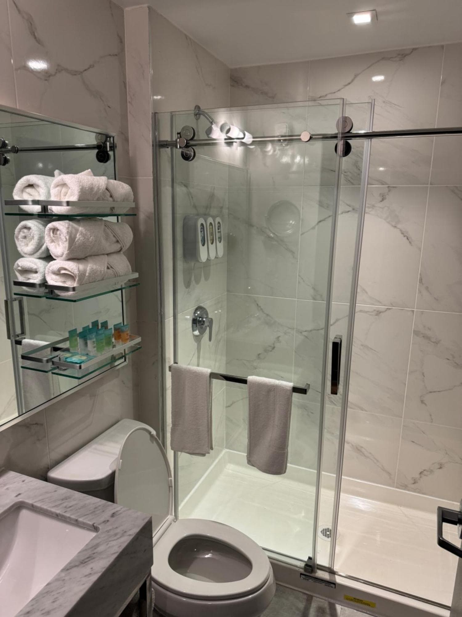 Hotel Mirage Brooklyn