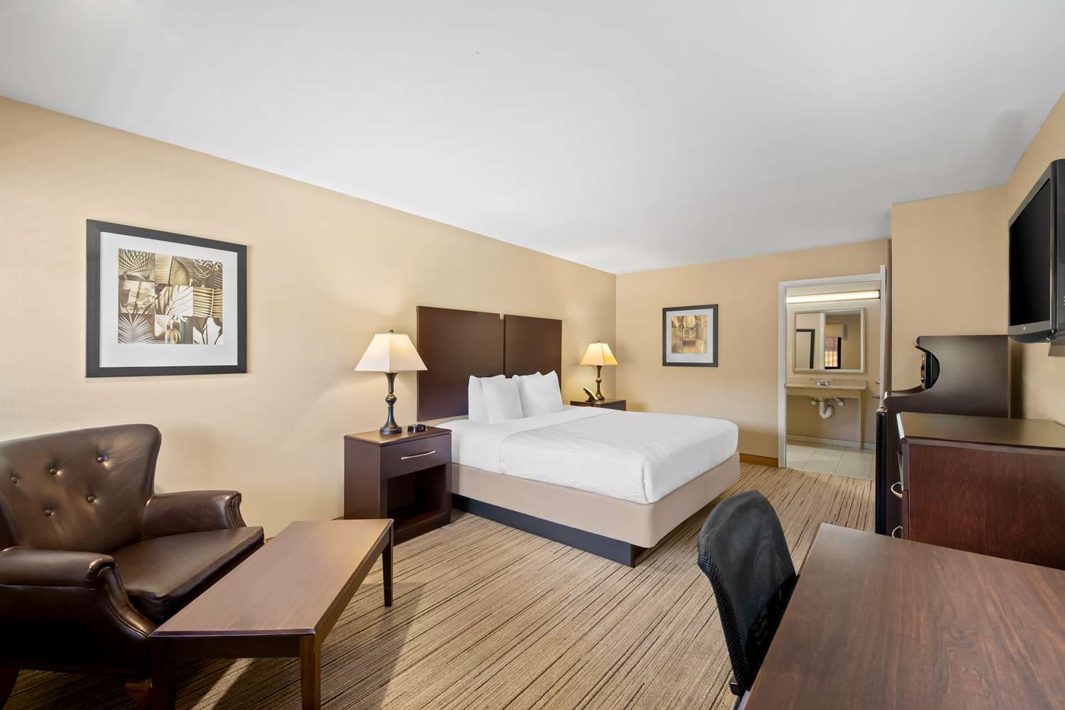 Best Western Cedar Inn