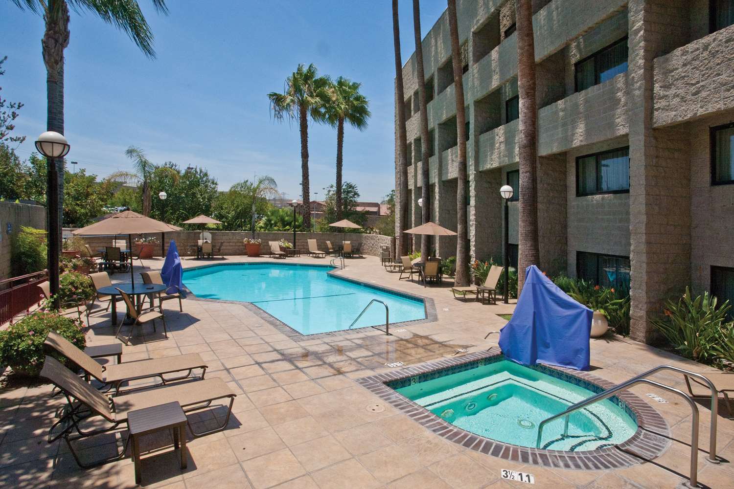 DoubleTree by Hilton Los Angeles - Rosemead