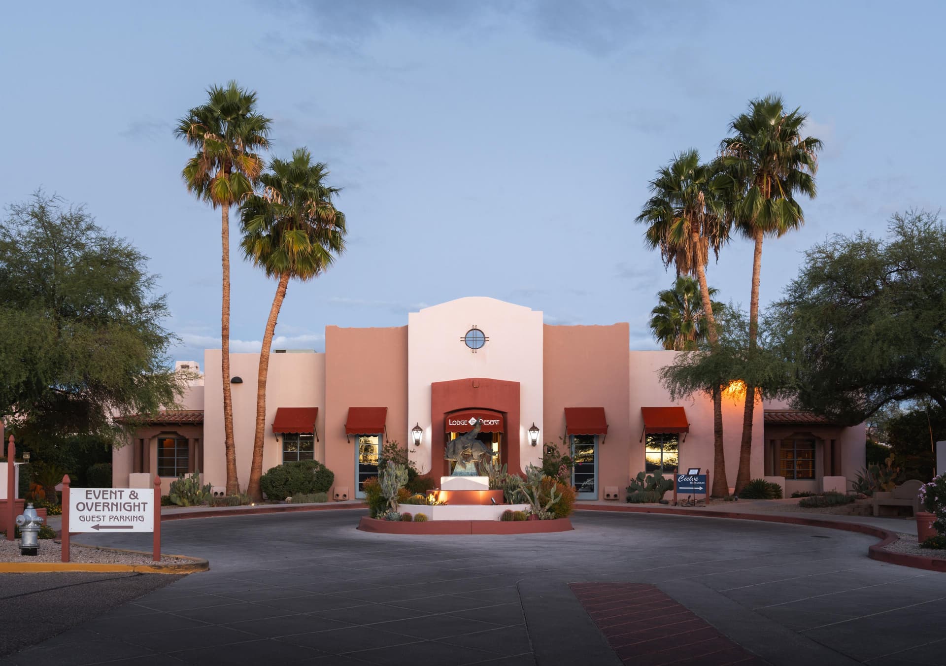 Lodge On The Desert