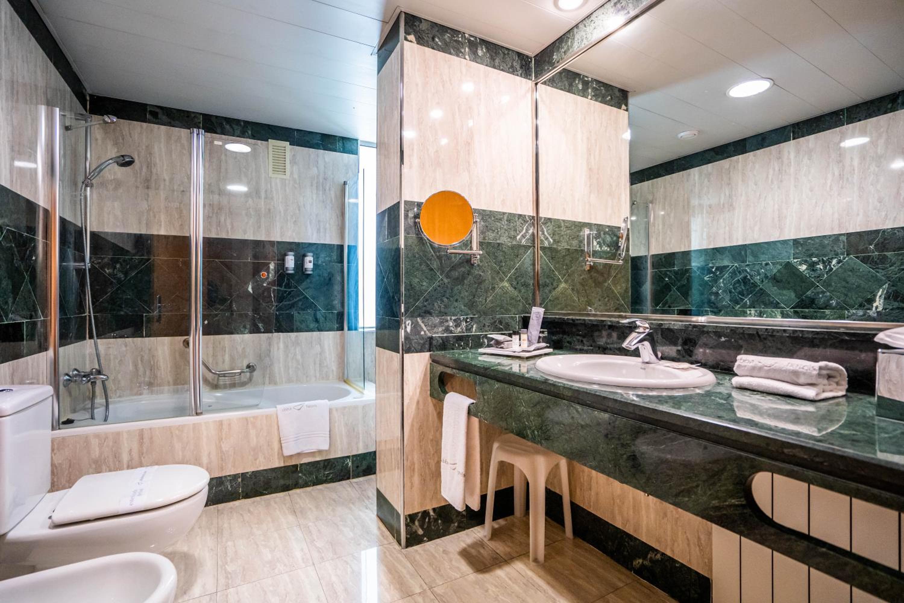 Abba Sants Hotel Sup