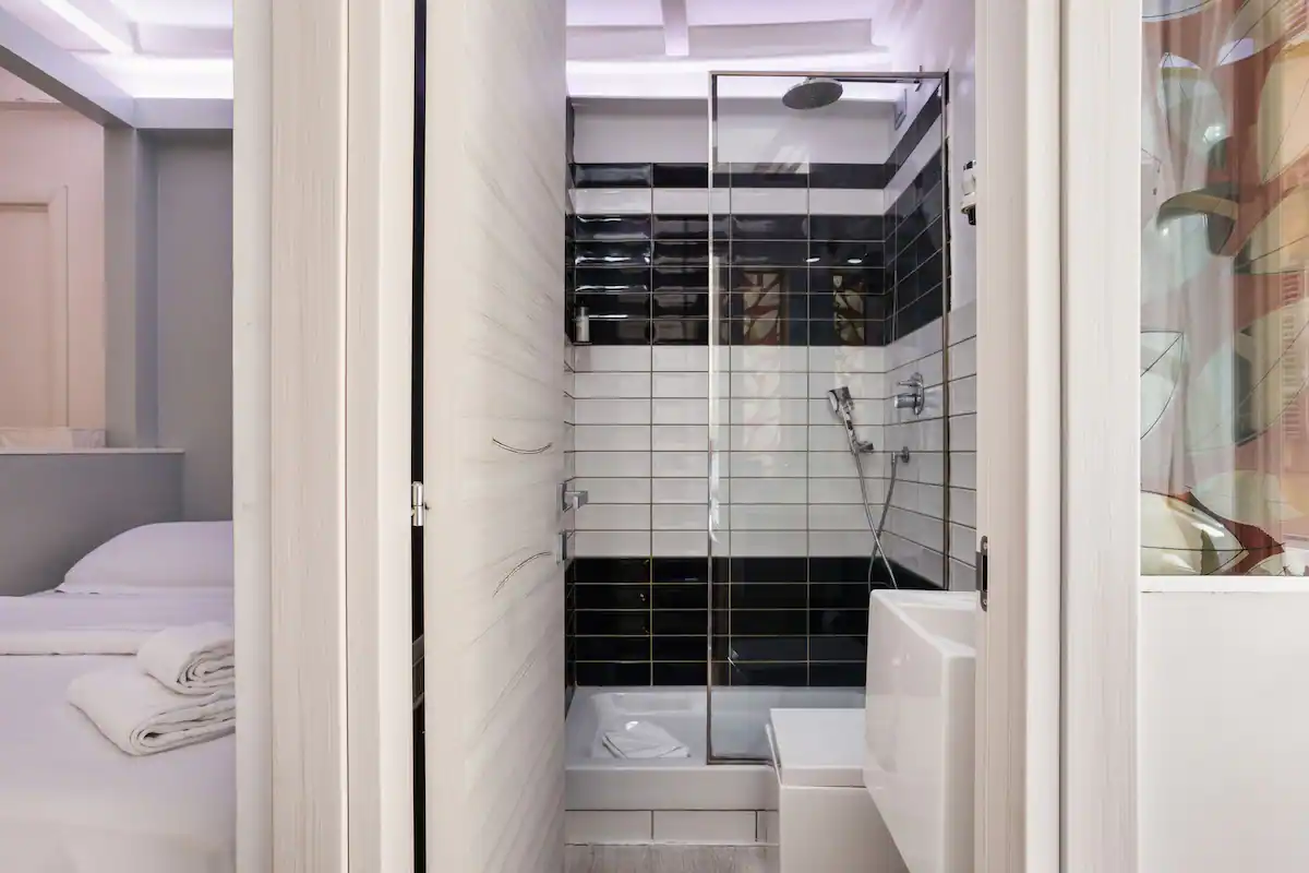 iRooms Spanish Steps