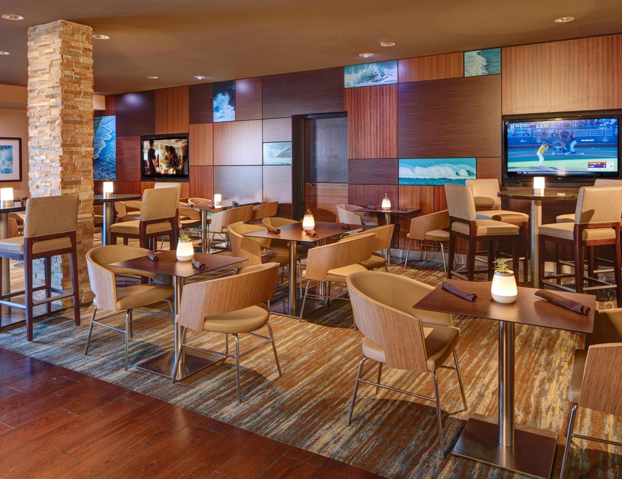 Embassy Suites by Hilton San Diego - La Jolla