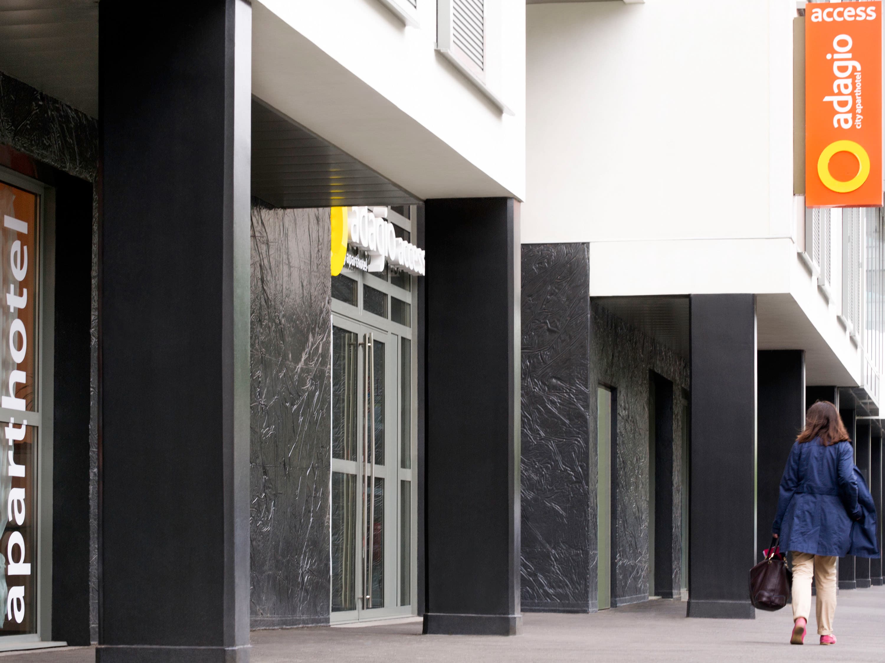 Aparthotel Adagio access Tours