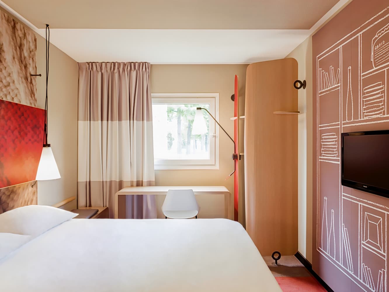 ibis Caen Porte de Bretagne