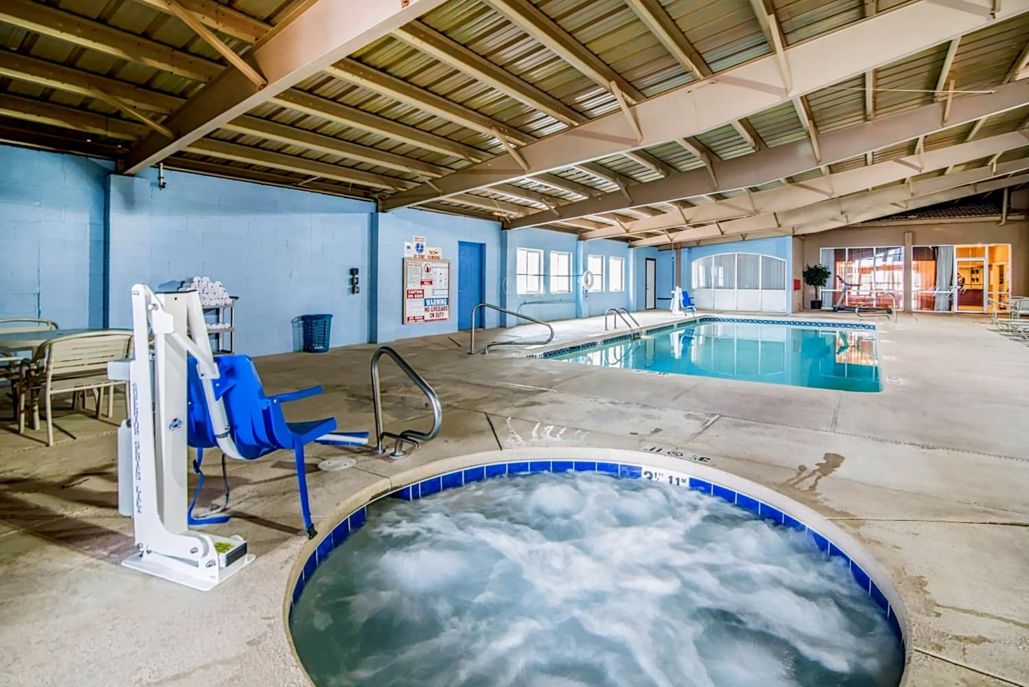 Comfort Inn City of Natural Lakes