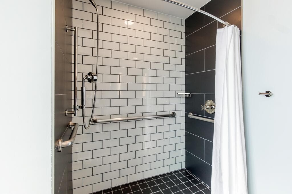 Renaissance Saint Elm Dallas Downtown Hotel