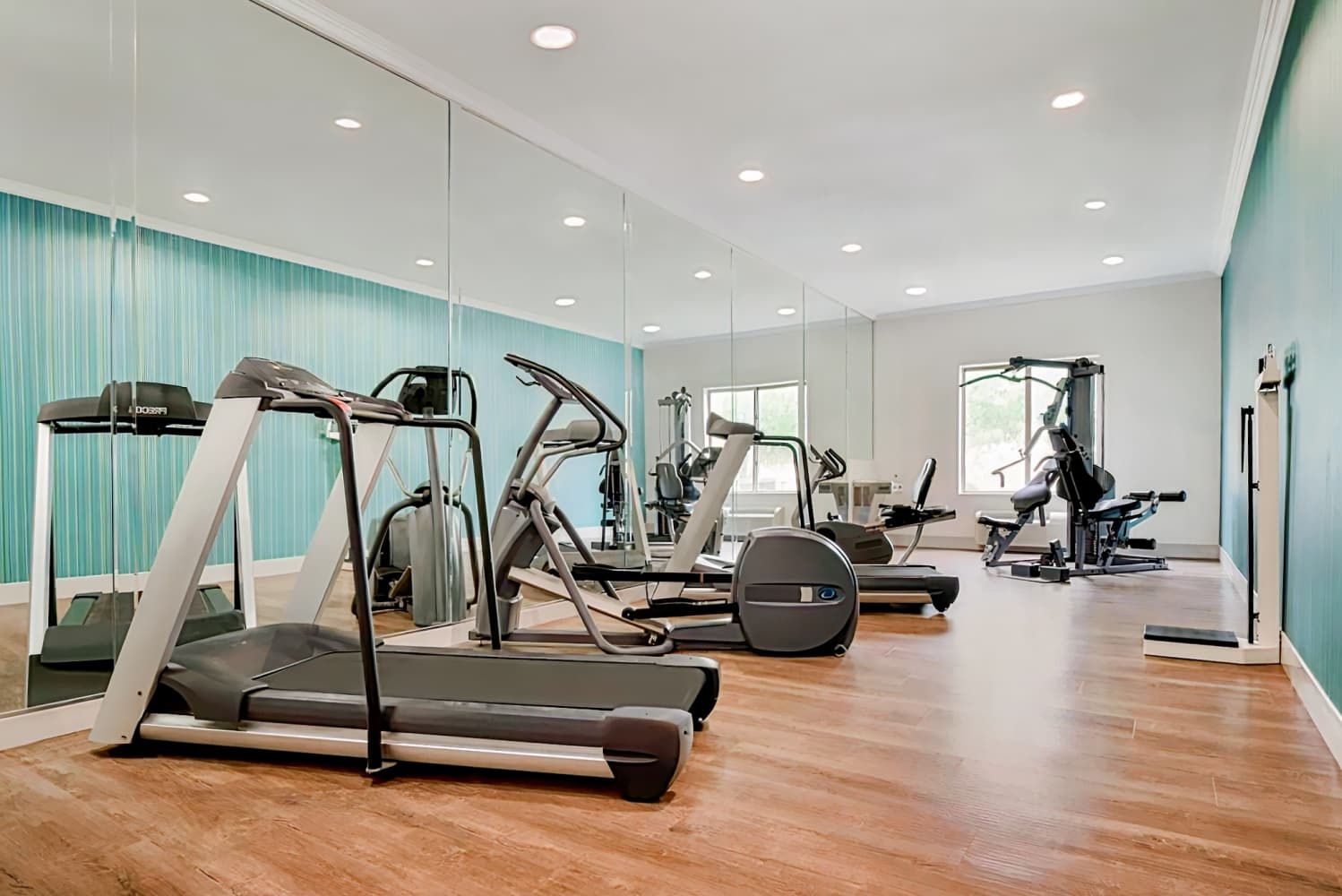 Holiday Inn Express Hotel & Suites Dallas NE - Allen