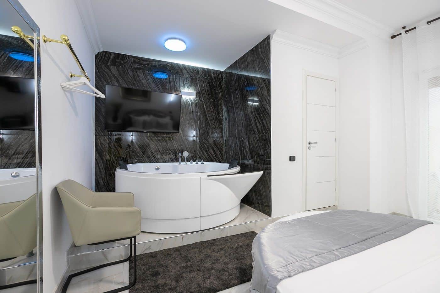 Gregorio VII Luxury Suites San Damaso
