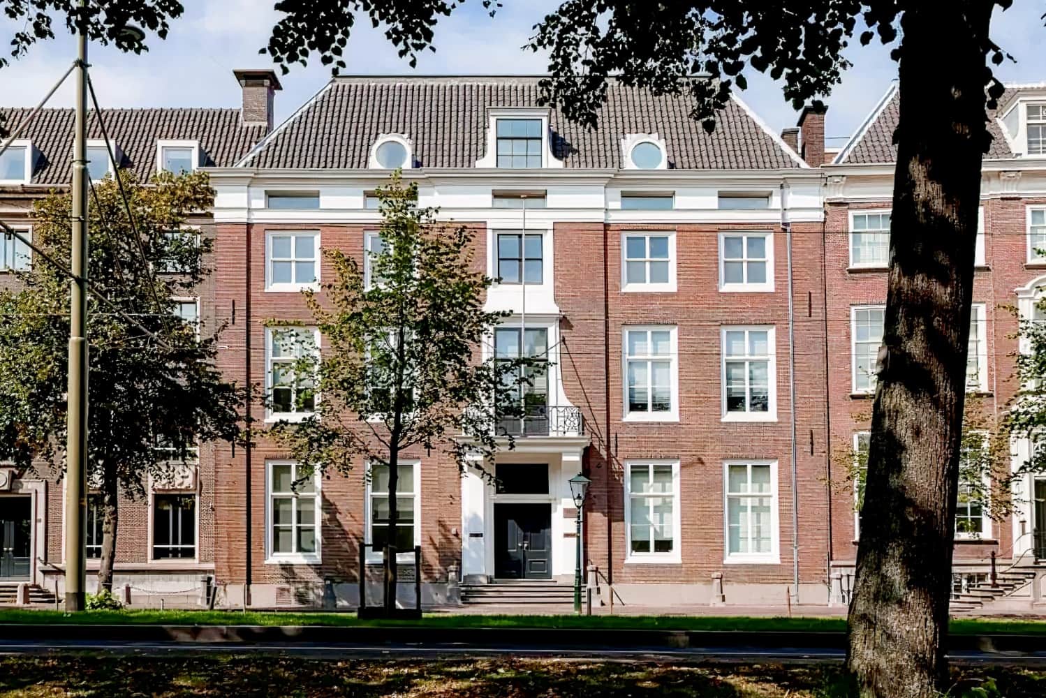 Staybridge Suites The Hague - Parliament, an IHG Hotel