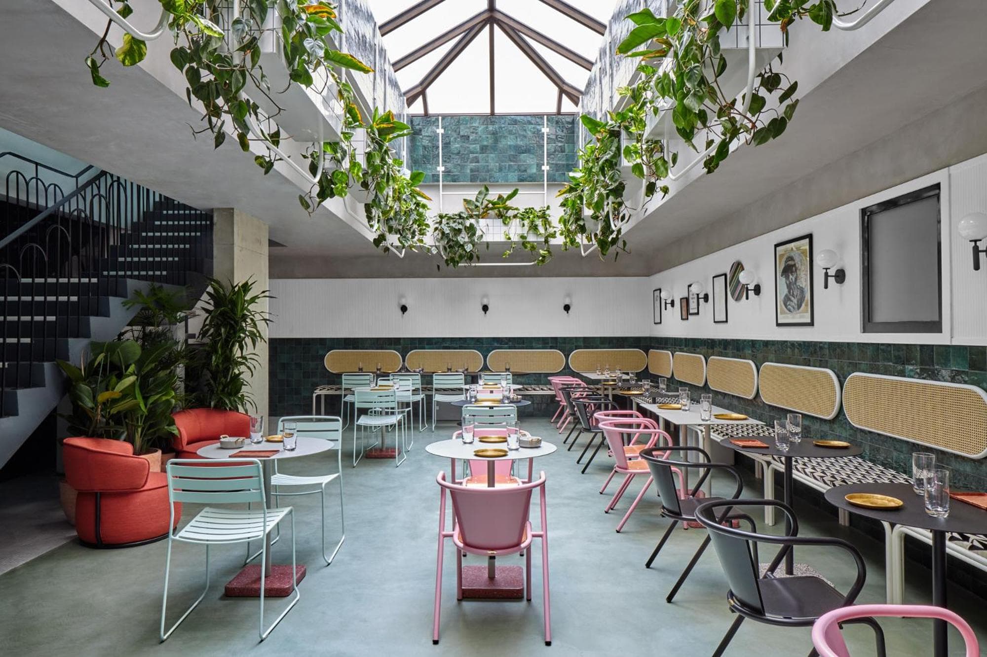 London Kingsland Locke