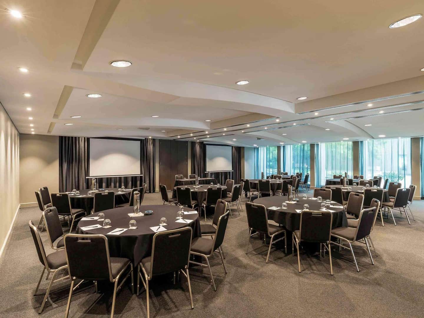 Quay West Suites Melbourne