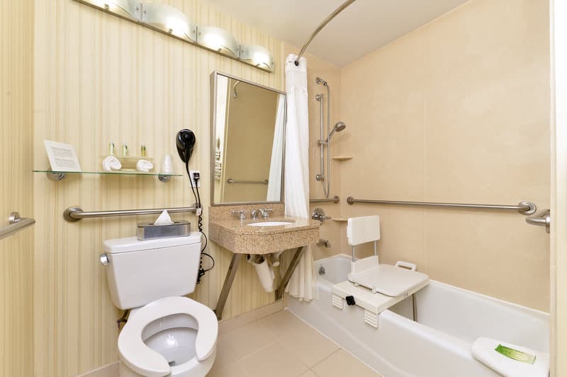 Holiday Inn Express LaGuardia "(doublon)"