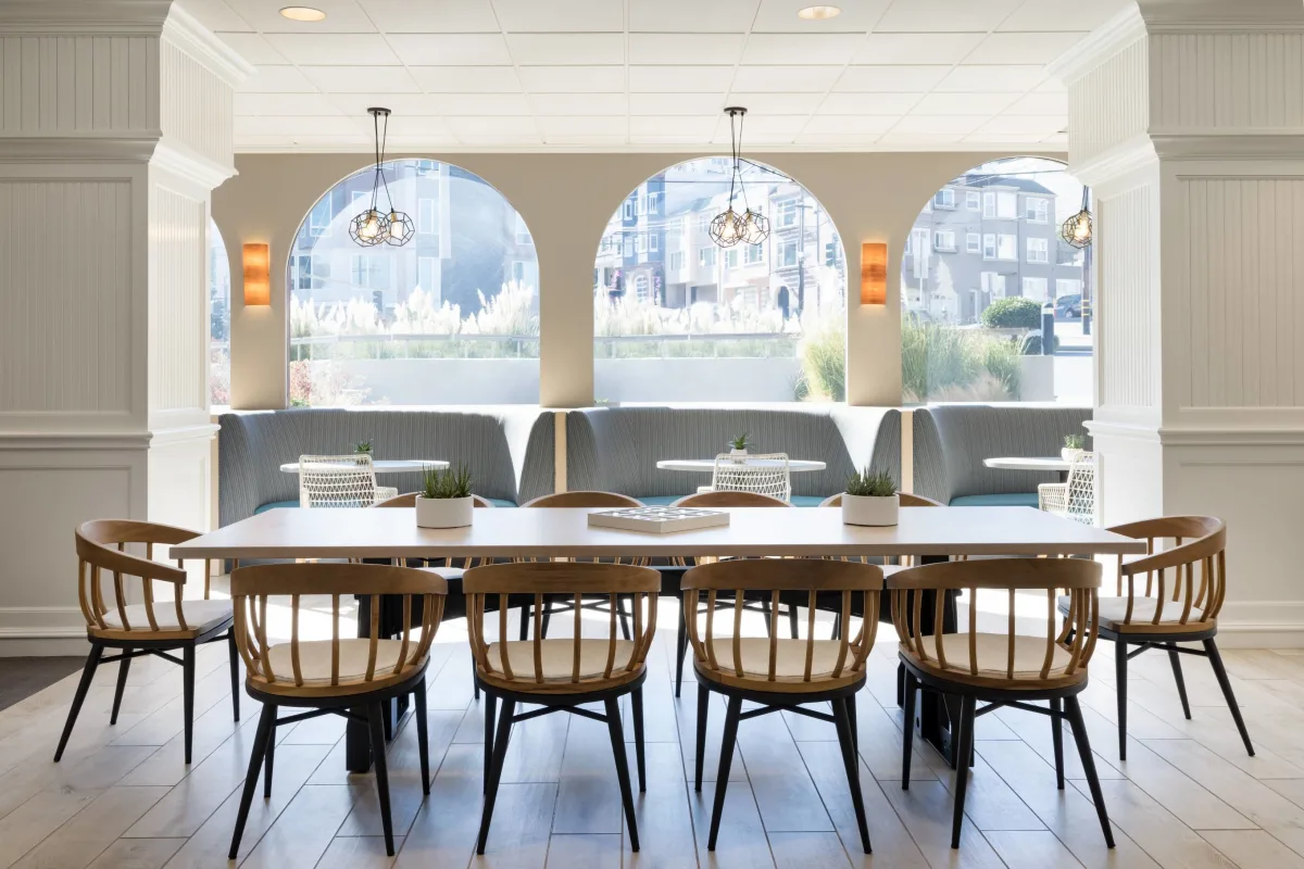 Hotel Caza Fisherman’s Wharf