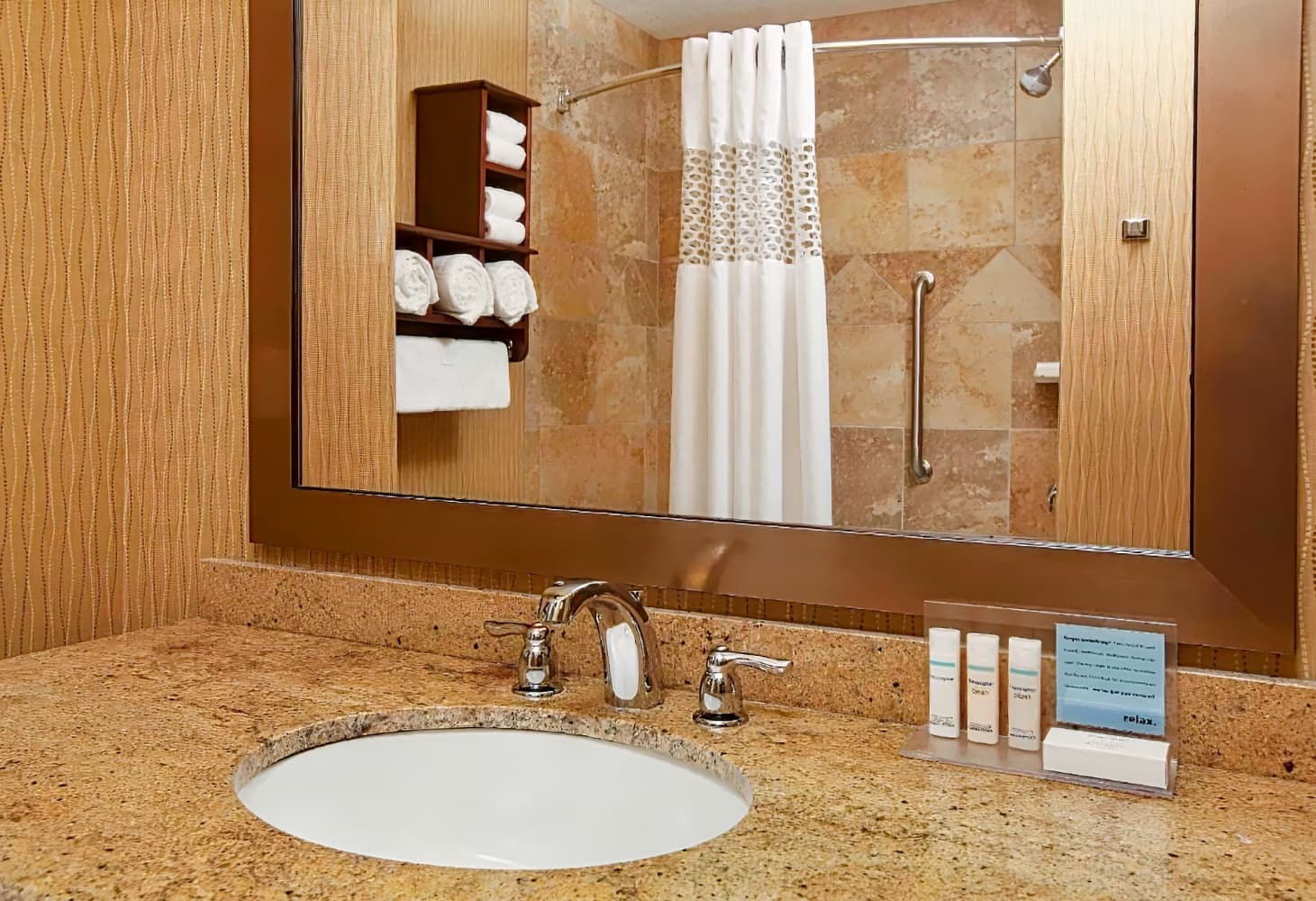 Hampton Inn & Suites Fargo Medical Center