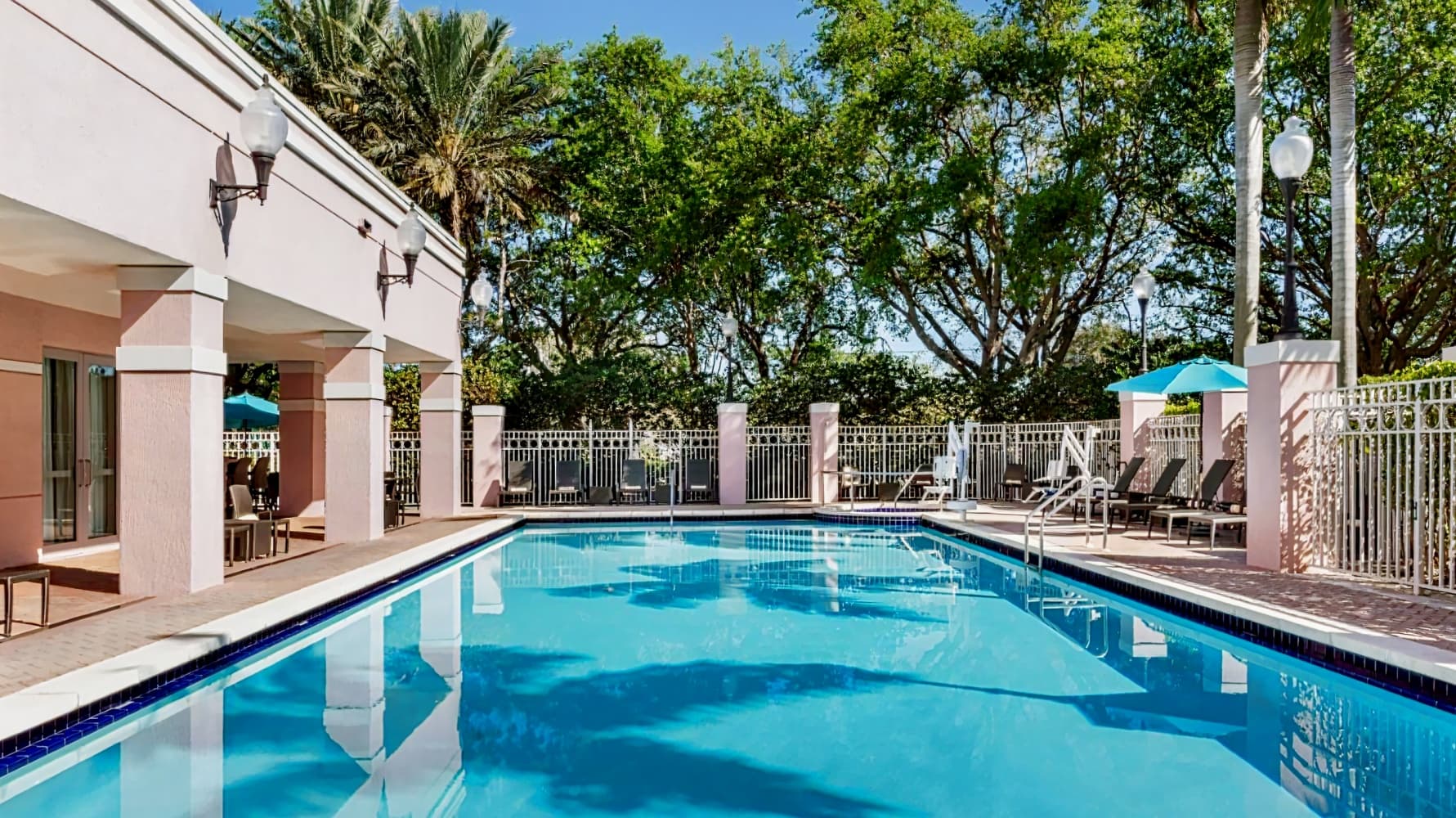 DoubleTree by Hilton Hotel Sunrise - Sawgrass Mills