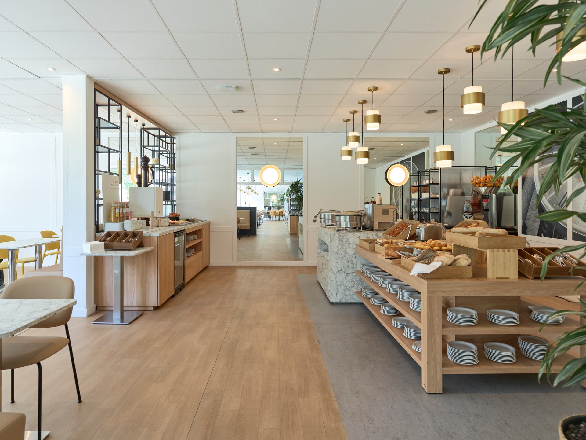 B&B Hôtel Cergy Port