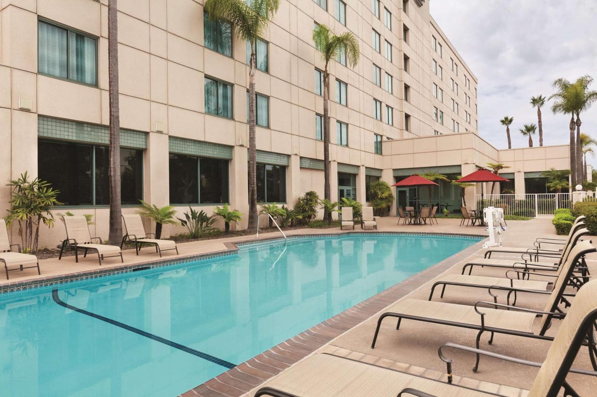 Country Inn & Suites by Radisson, San Diego North, CA
