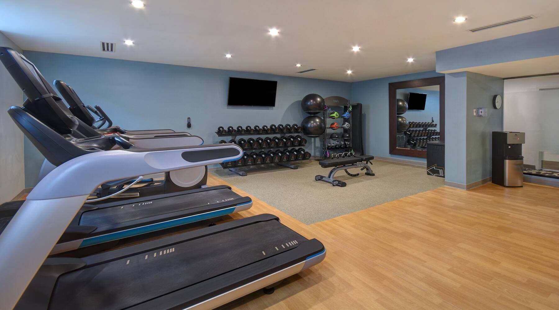 DoubleTree by Hilton St. Louis Airport