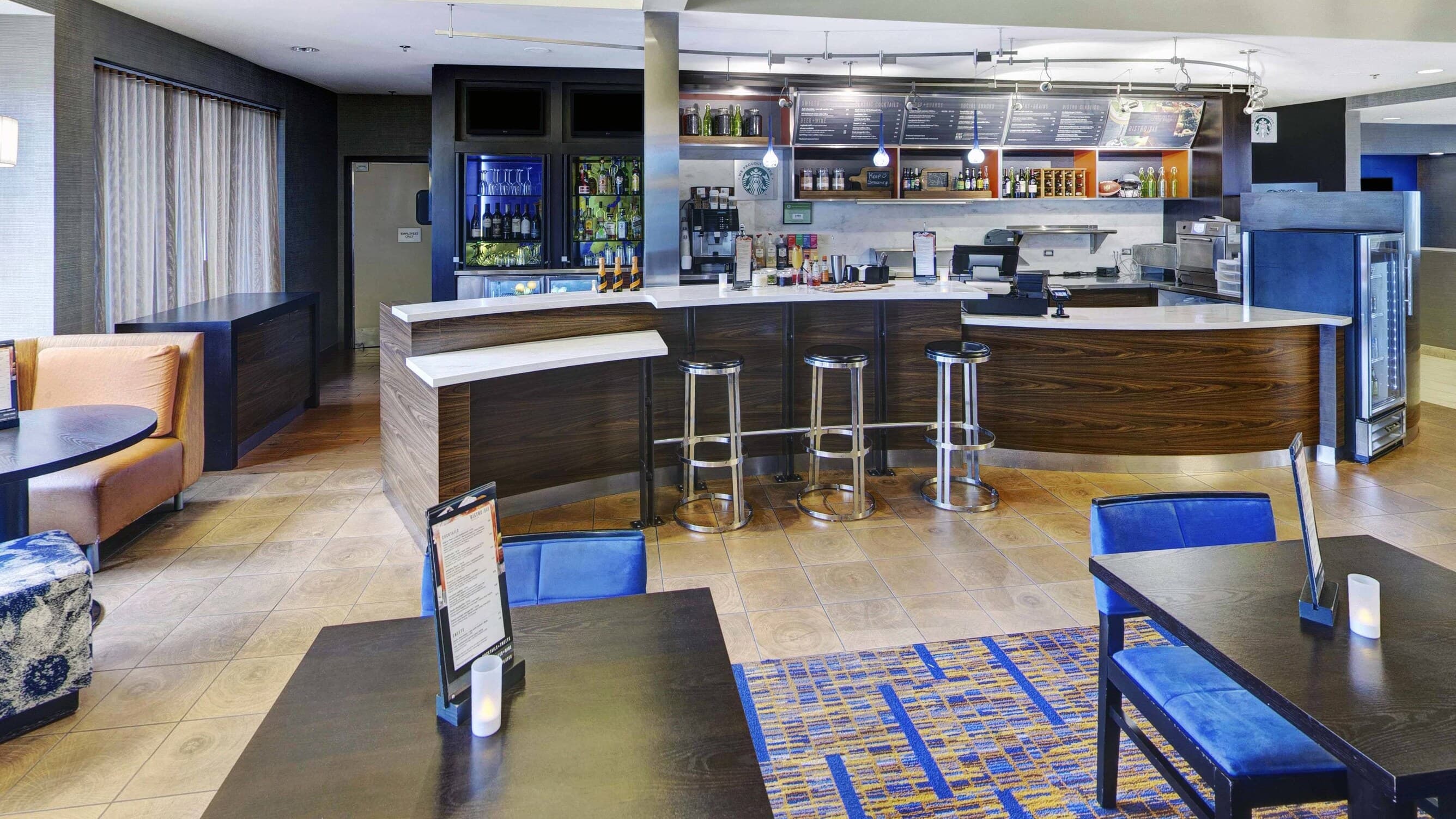 Courtyard by Marriott Chicago Glenview/Northbrook