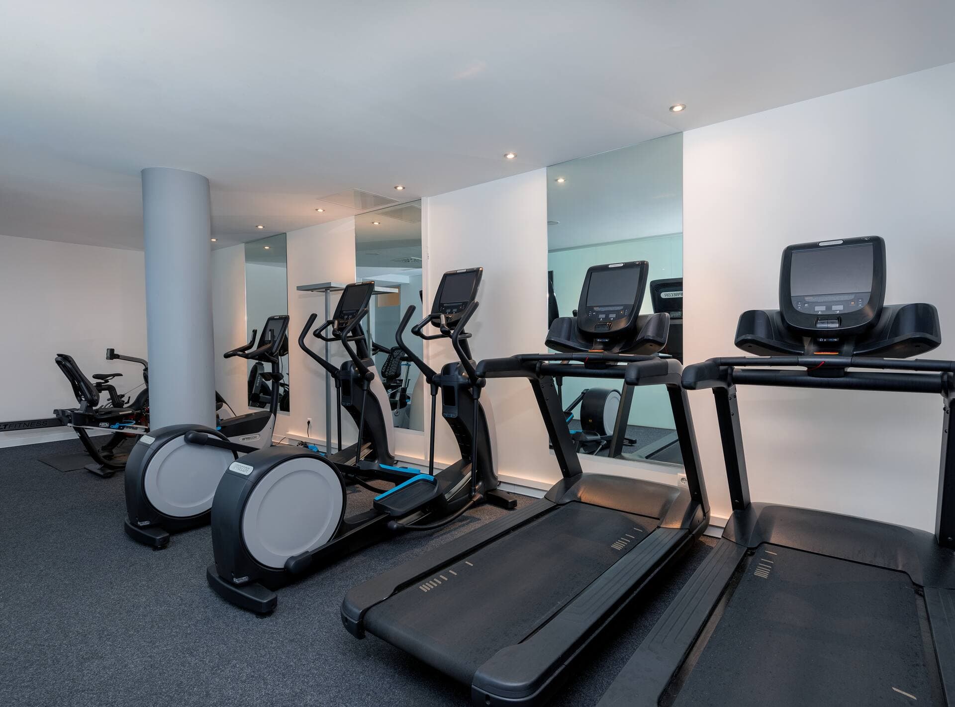 DoubleTree by Hilton Frankfurt Niederrad