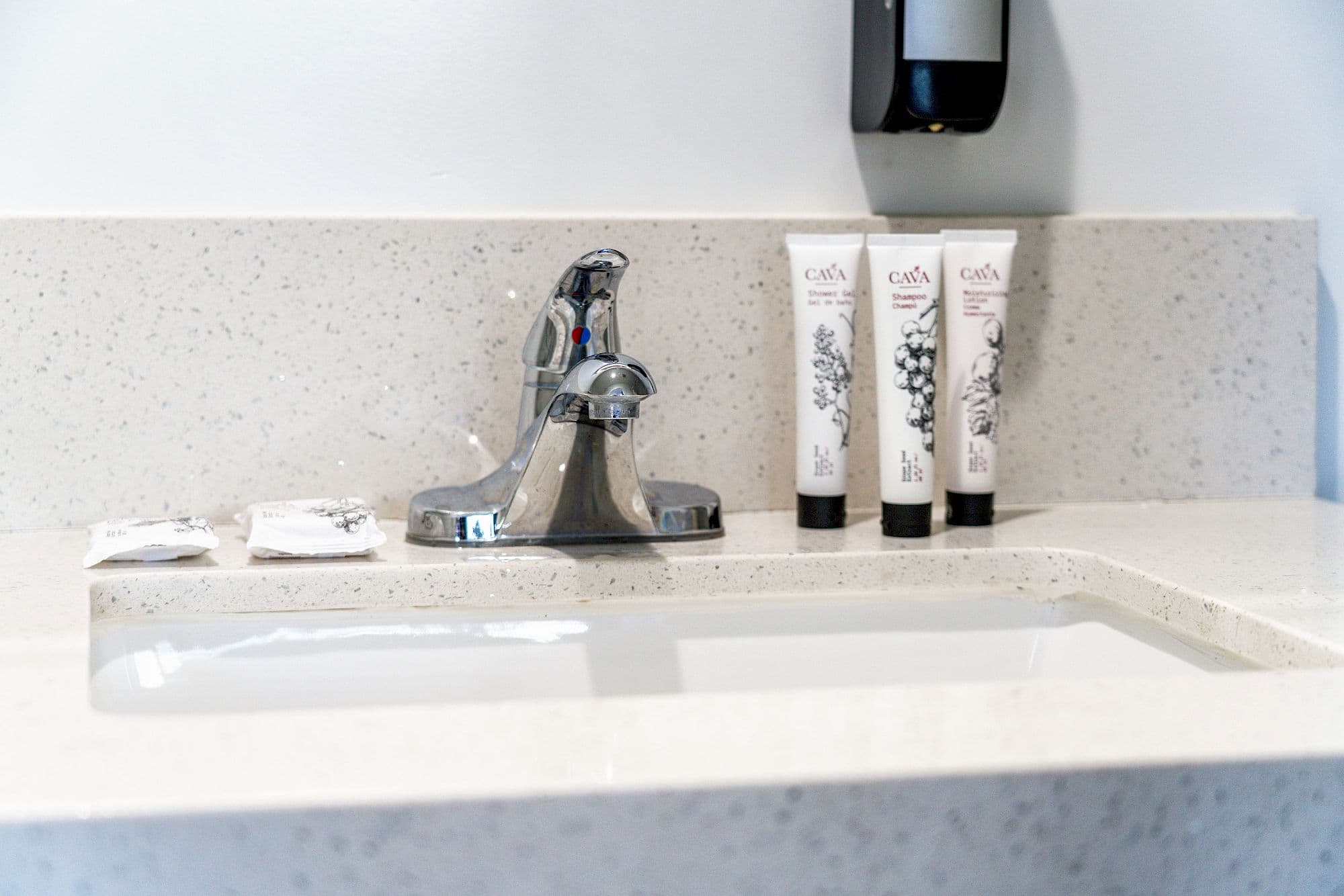 ERTH INN by AGA Bell Gardens