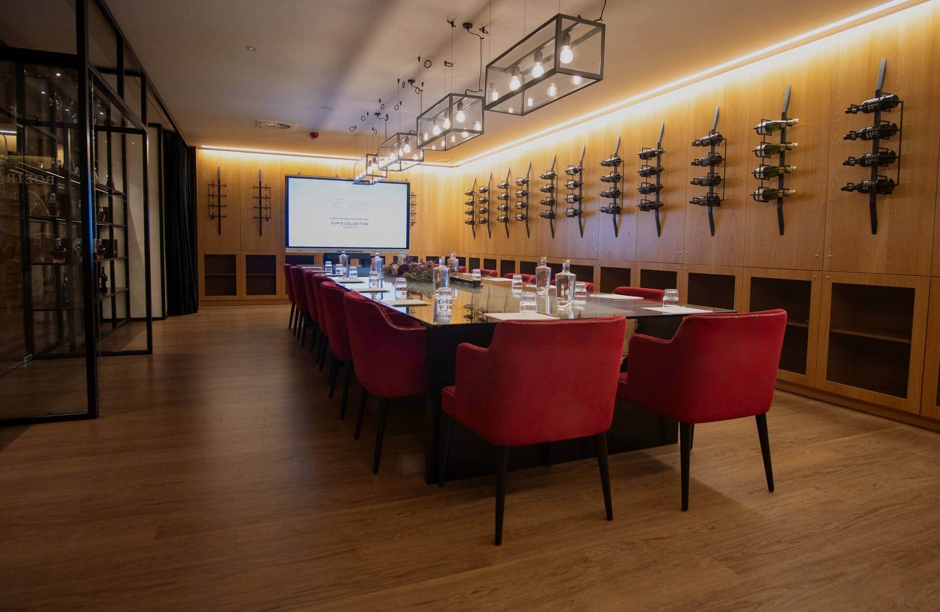 Boeira Garden Hotel Porto Gaia, Curio Collection by Hilton