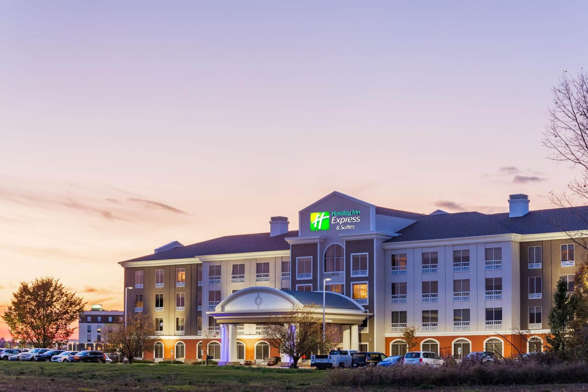 Holiday Inn Express Rockford-Loves Park by IHG