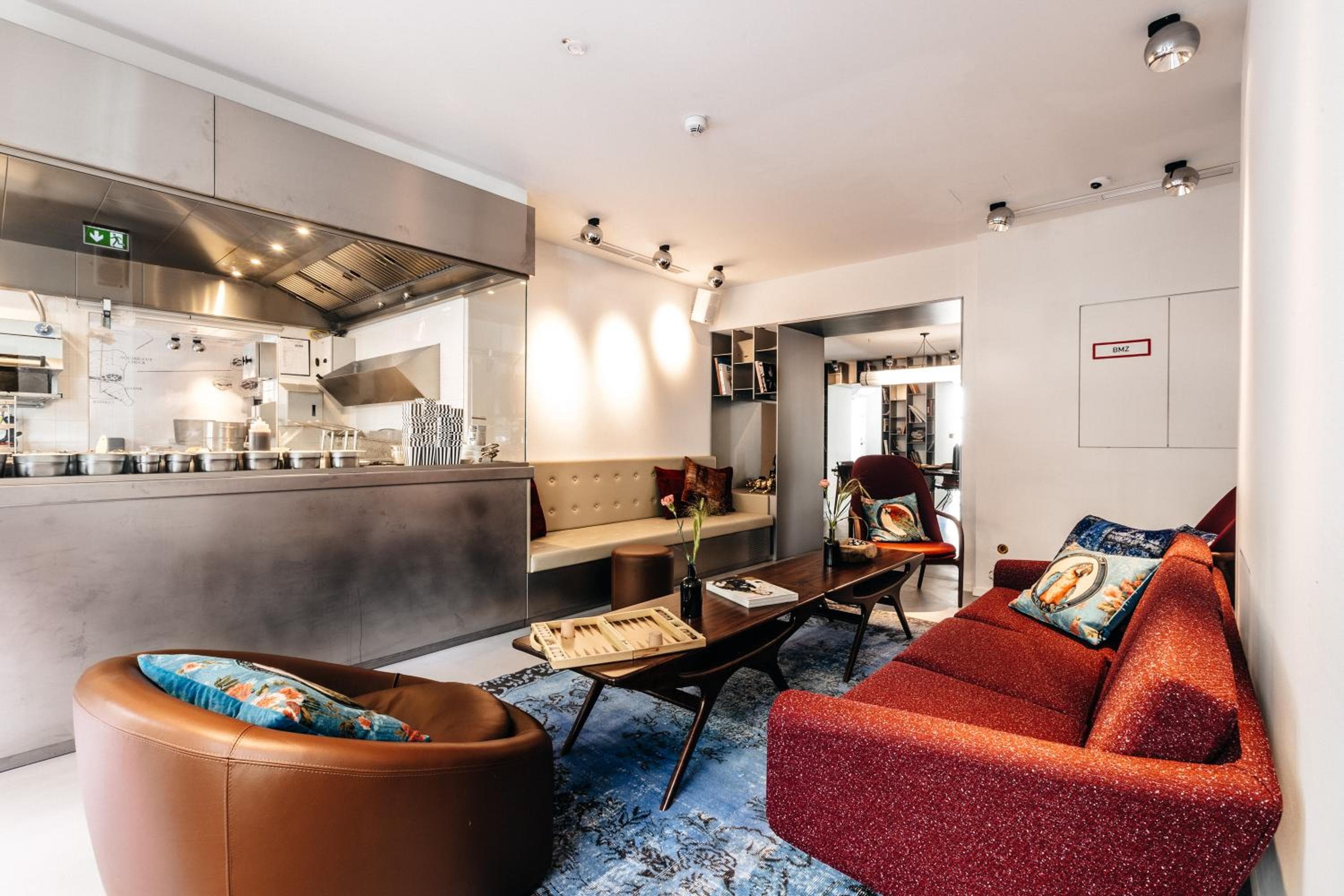 Sir Savigny Hotel, part of Sircle Collection