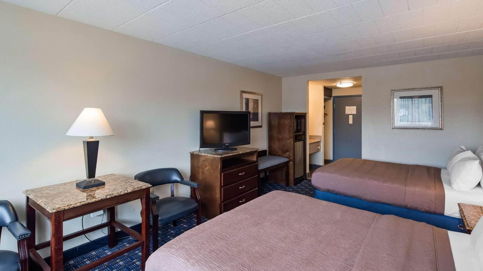 Best Western Plus Reading Inn & Suites