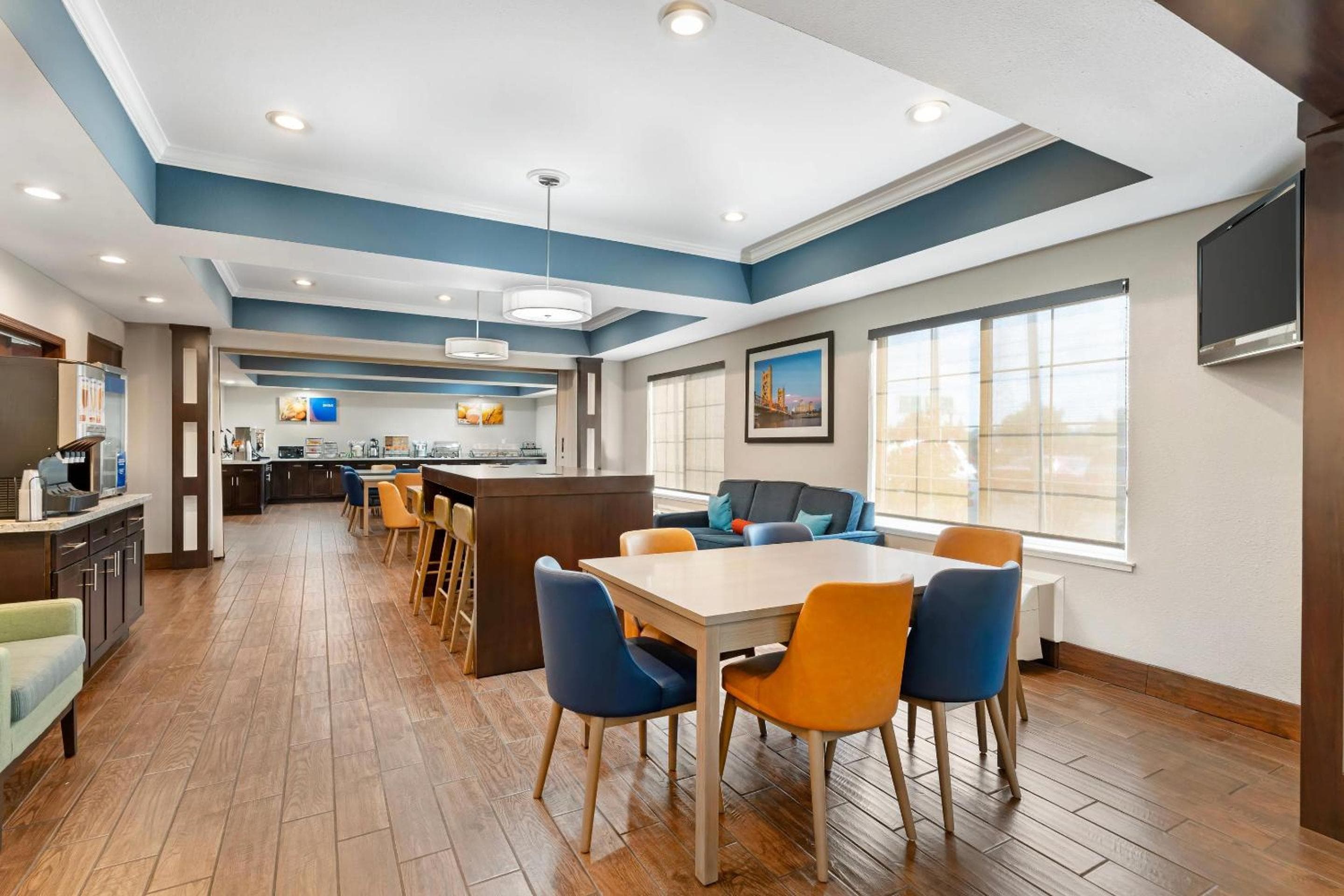 Comfort Inn & Suites Sacramento - University Area