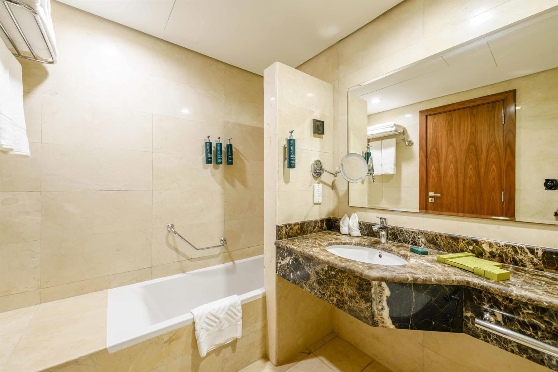 DoubleTree by Hilton Jeddah Al Andalus Mall