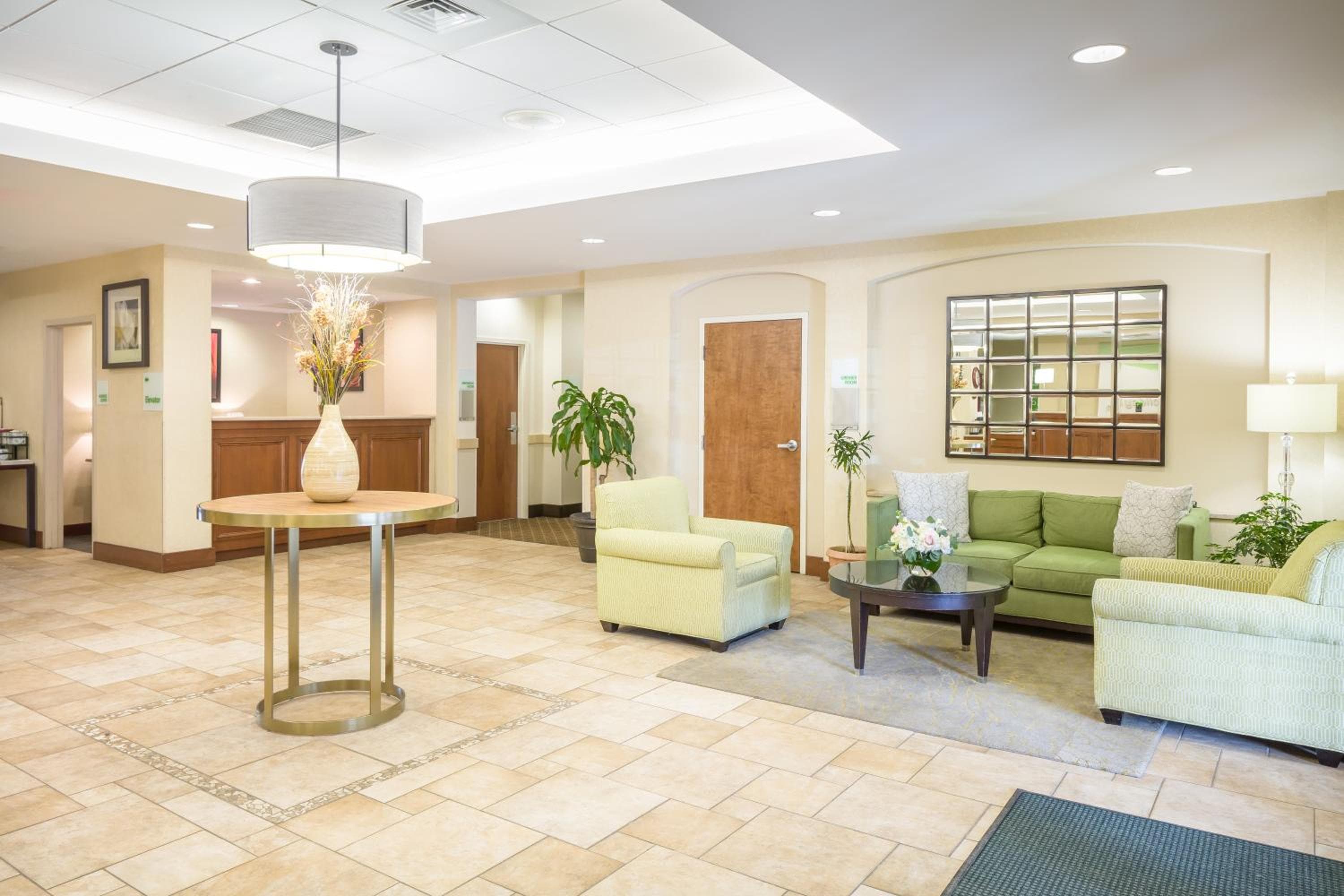 Holiday Inn Manchester Airport by IHG