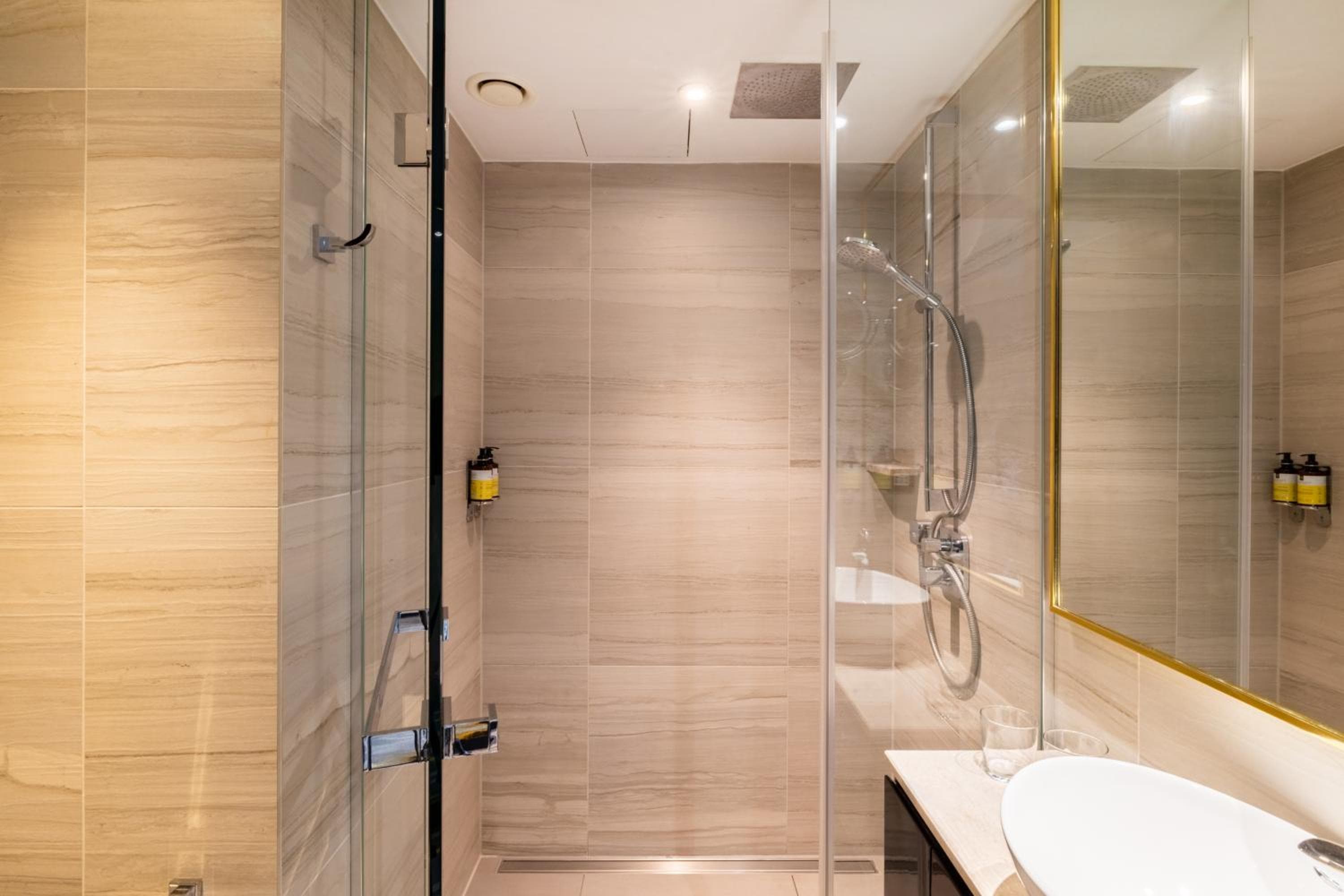 Leonardo Hotel London Aldgate
