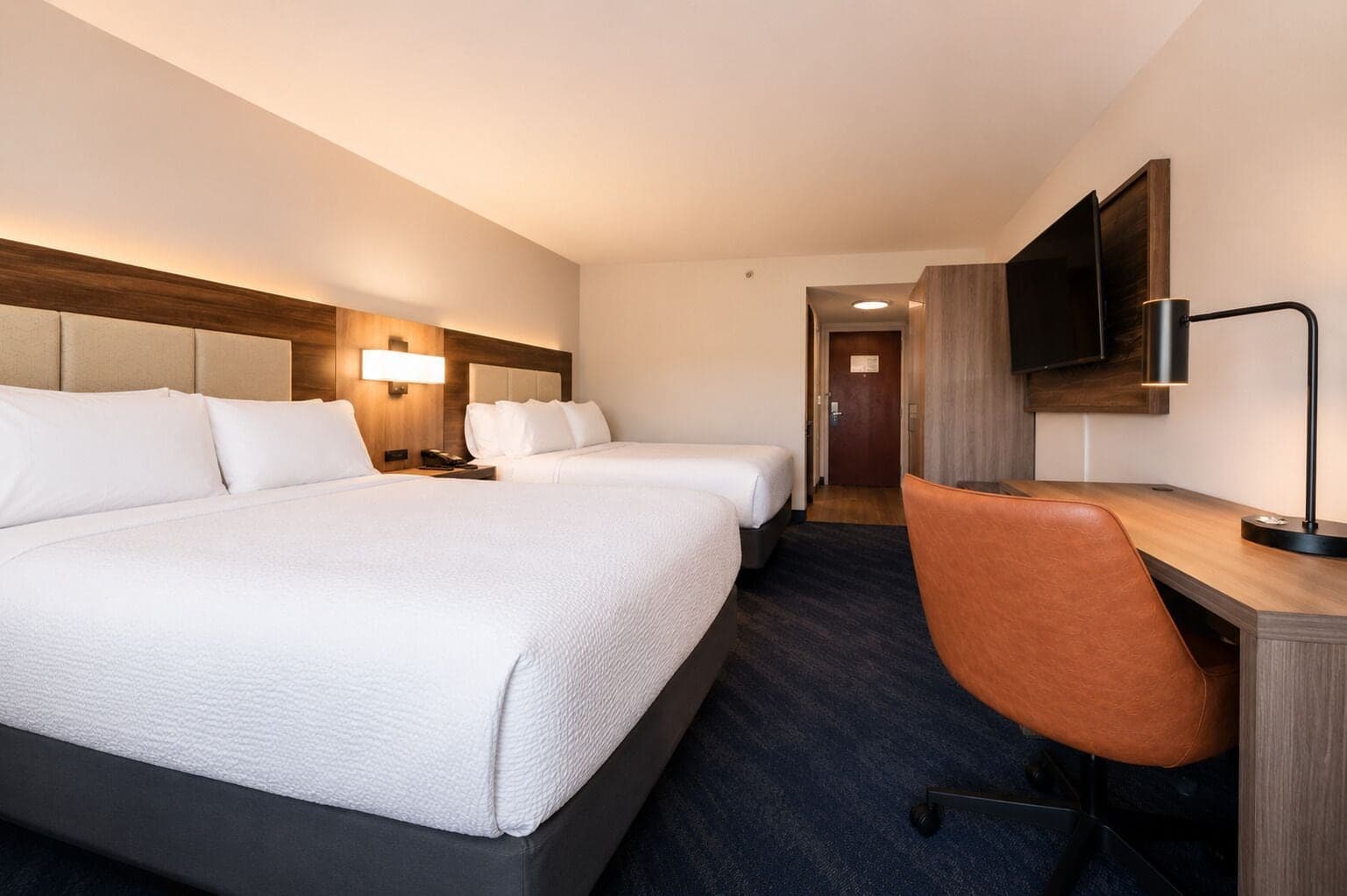 Holiday Inn Express & Suites Niagara Falls