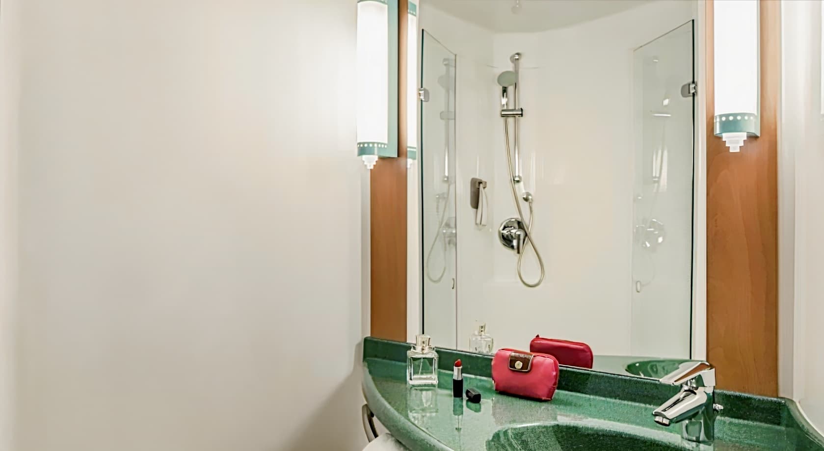 ibis Mulhouse Île Napoléon