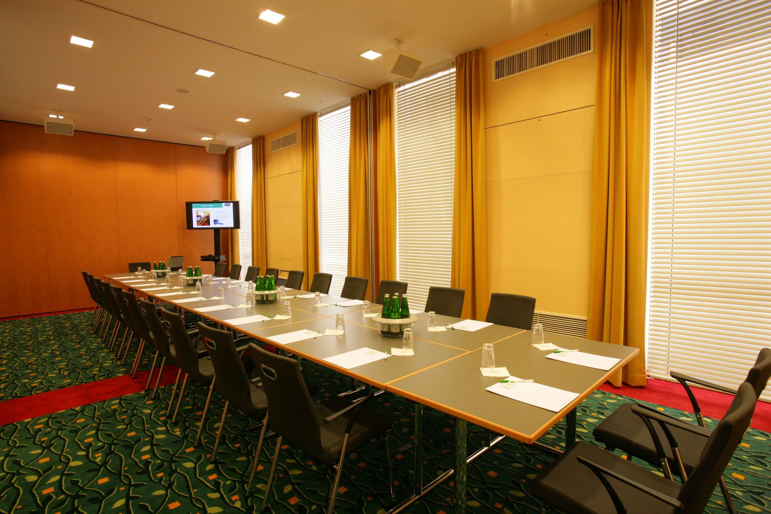 Courtyard Vienna Schönbrunn