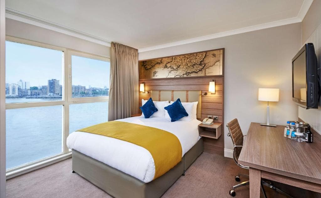 Doubletree by Hilton London - Docklands Riverside