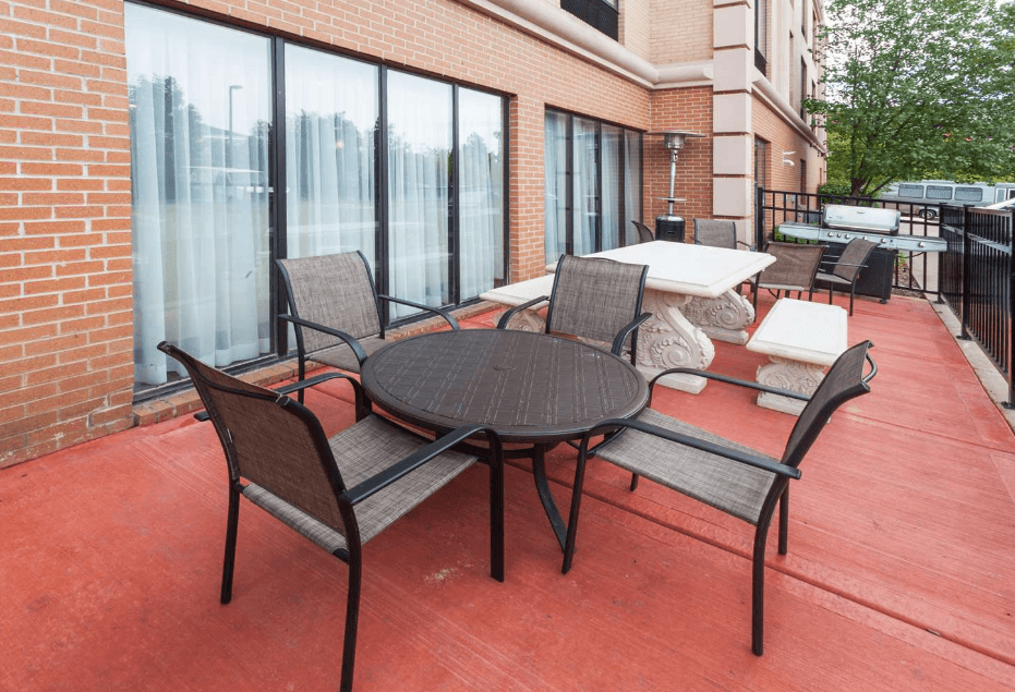 Wingate by Wyndham Schaumburg / Convention Center